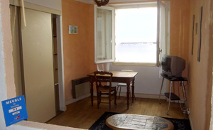 Crozon - Morgat T2 PLEINE VUE MER - Le salon/salle � manger vue mer