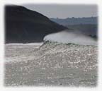 Vague de surf en presqu'île de Crozon