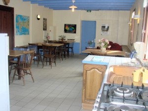 Crozon - Gtes de Saint-Hernot - Le Gte d'tape : Salle  manger