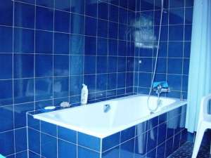Chambre h'hote chez l'habitant à Roscanvel Presqu'ile de Crozon Finistère, la salle de bains