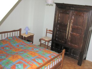 Rosnoen - Maison  Rosnon - Autre chambre avec lit 2 places