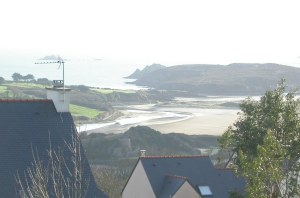 Crozon - Maison � l'Aber - Vue sur l'�le de l'Aber et sa plage