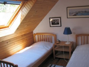 Crozon - Maison bleue - Chambre avec 2 lits 1 place