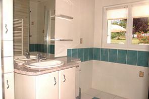 Crozon - Maison impasse Coz Douar - Salle d'eau au rez-de-chauss�e