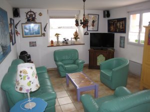 Camaret - Maison rue Moulin Cass - Salon avec TV