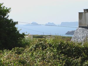 Crozon - Maison de Kerabars - Vue sur la pointe de Penhir (Tas de Pois)