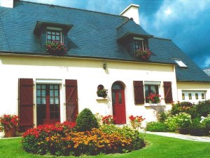 Crozon - Maison � Kerbastum - Jardin fleuri