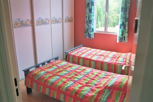 Lanveoc - Maison de Kerlaboussec - Chambre avec 2 lits 1 place au RdC