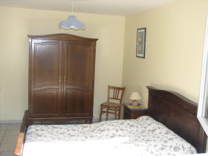 Crozon - Maison des Hortensias - Chambre avec lit 2 places au rez-de-chausse