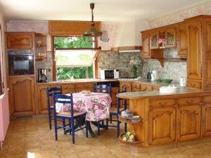 Crozon - Maison de Penfond - Grande cuisine am�nag�e