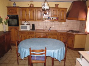 Camaret - Maison rue Charcot - Cuisine am�nag�e