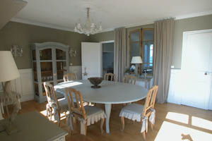 Telgruc - Maison TREZ BIHAN - vue sur la cuisine de la salle � manger