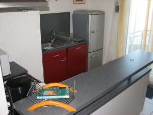Crozon - T2 � Morgat (n�32) - Cuisine avec vue sur mer