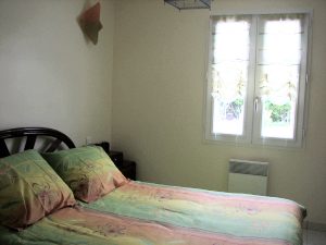Crozon - Penty Kerdreux Horellou - Chambre au rez-de-chauss�e, lit 2 places