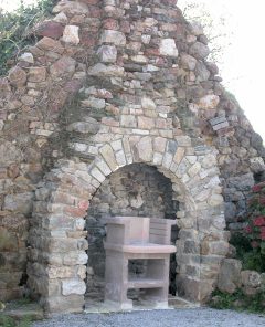 Telgruc - Penty � Luz�oc - Le barbecue originalement am�nag�