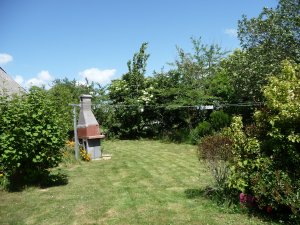 Telgruc - Penty de Pen-Dar - Coin pelouse indpendant avec salon de jardin