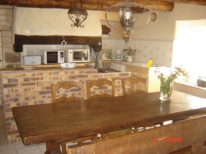 Crozon - Penty de Landromiou - cuisine et salle  manger